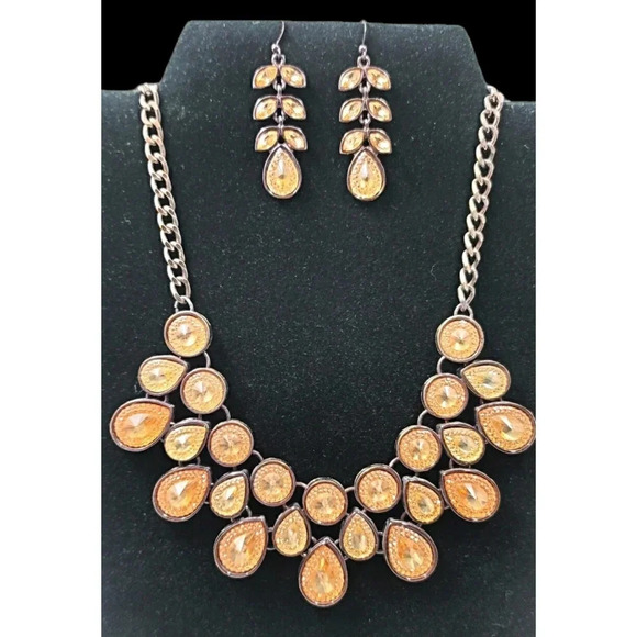 Peach Colored Statement Necklace with Earrings - Picture 1 of 3